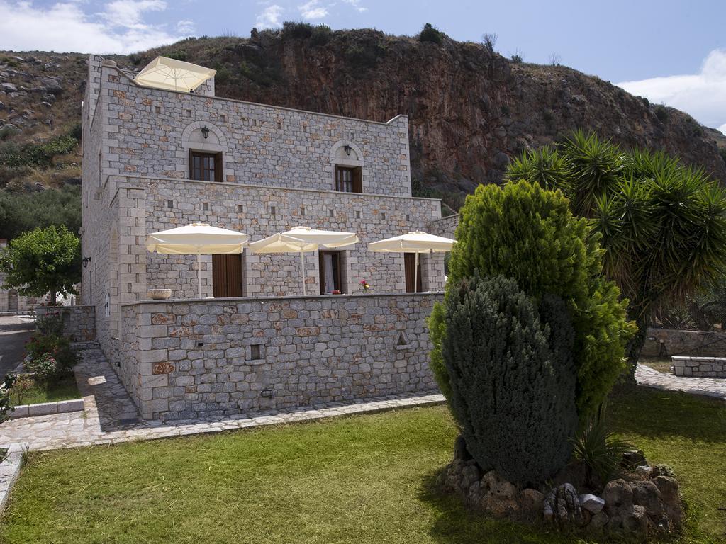 Foivos 2 Hotel Gythio Buitenkant foto