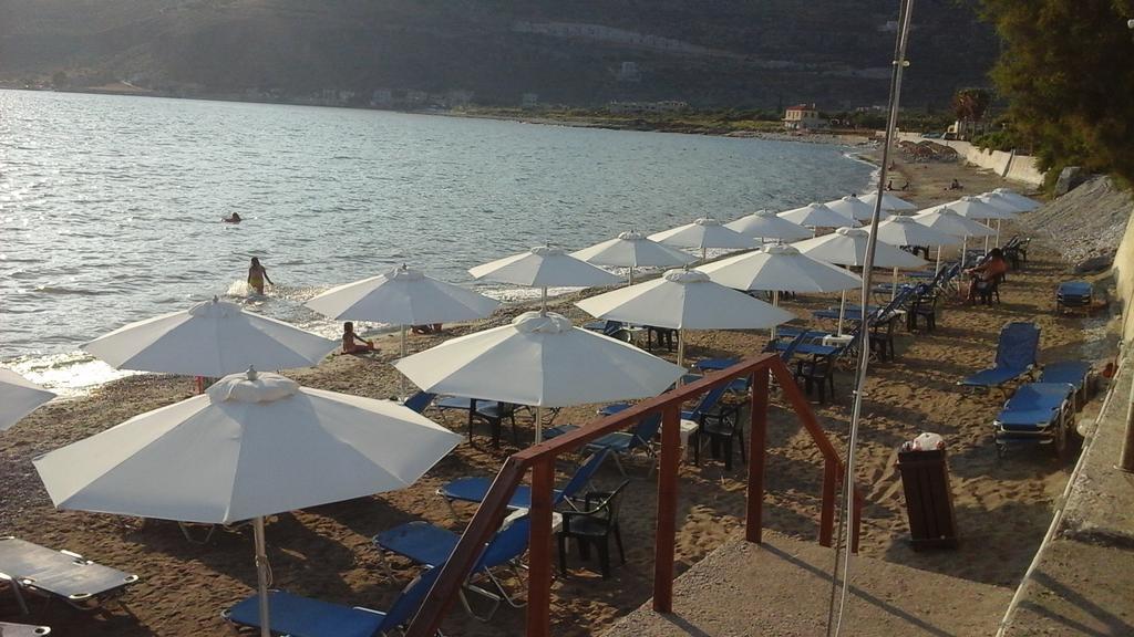 Foivos 2 Hotel Gythio Buitenkant foto