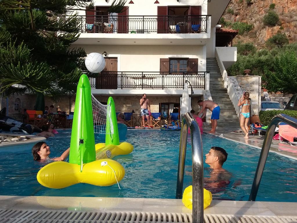 Foivos 2 Hotel Gythio Buitenkant foto